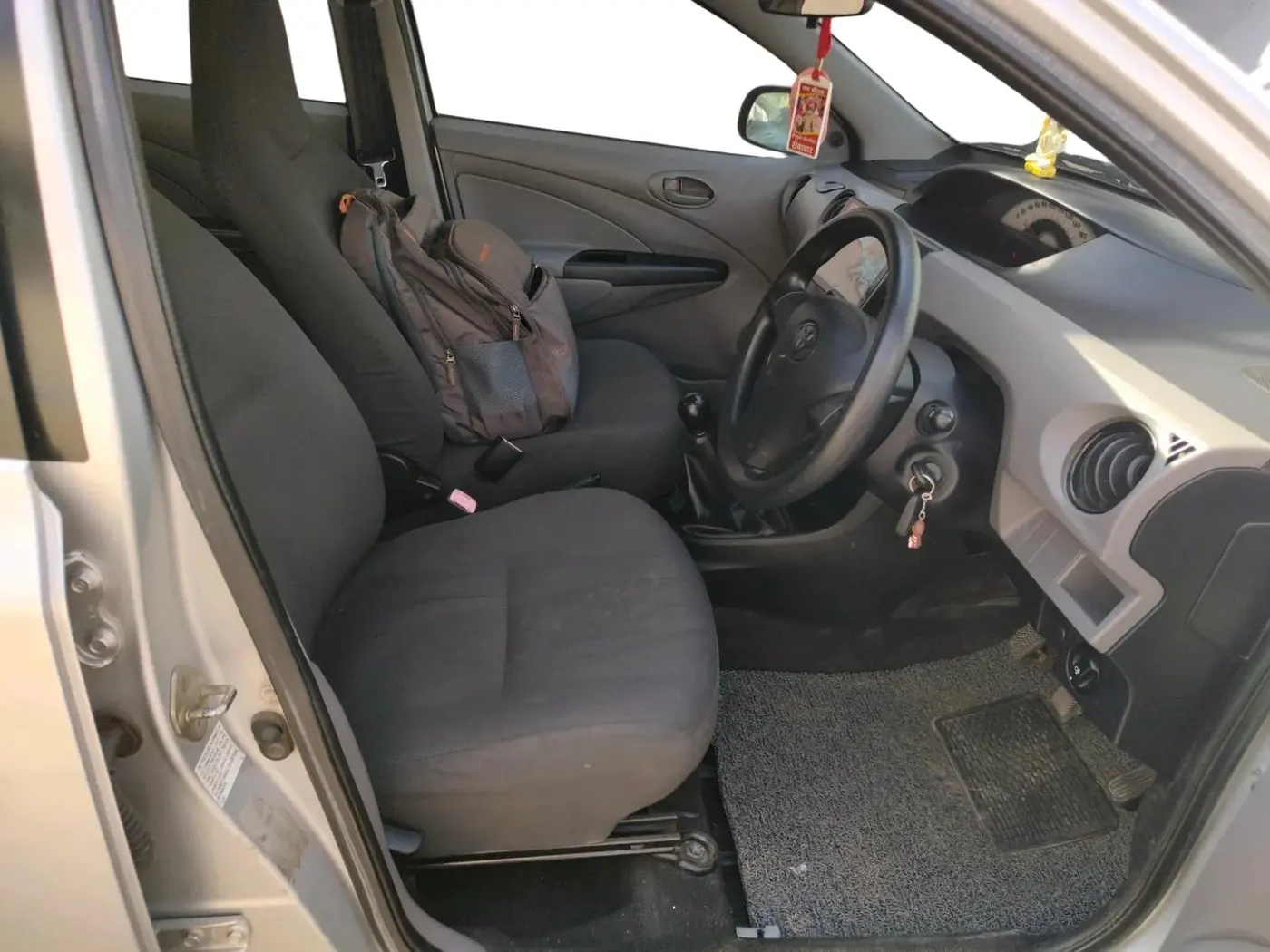 2011 Toyota Etios G, Petrol, Manual, 45,237 km, interior