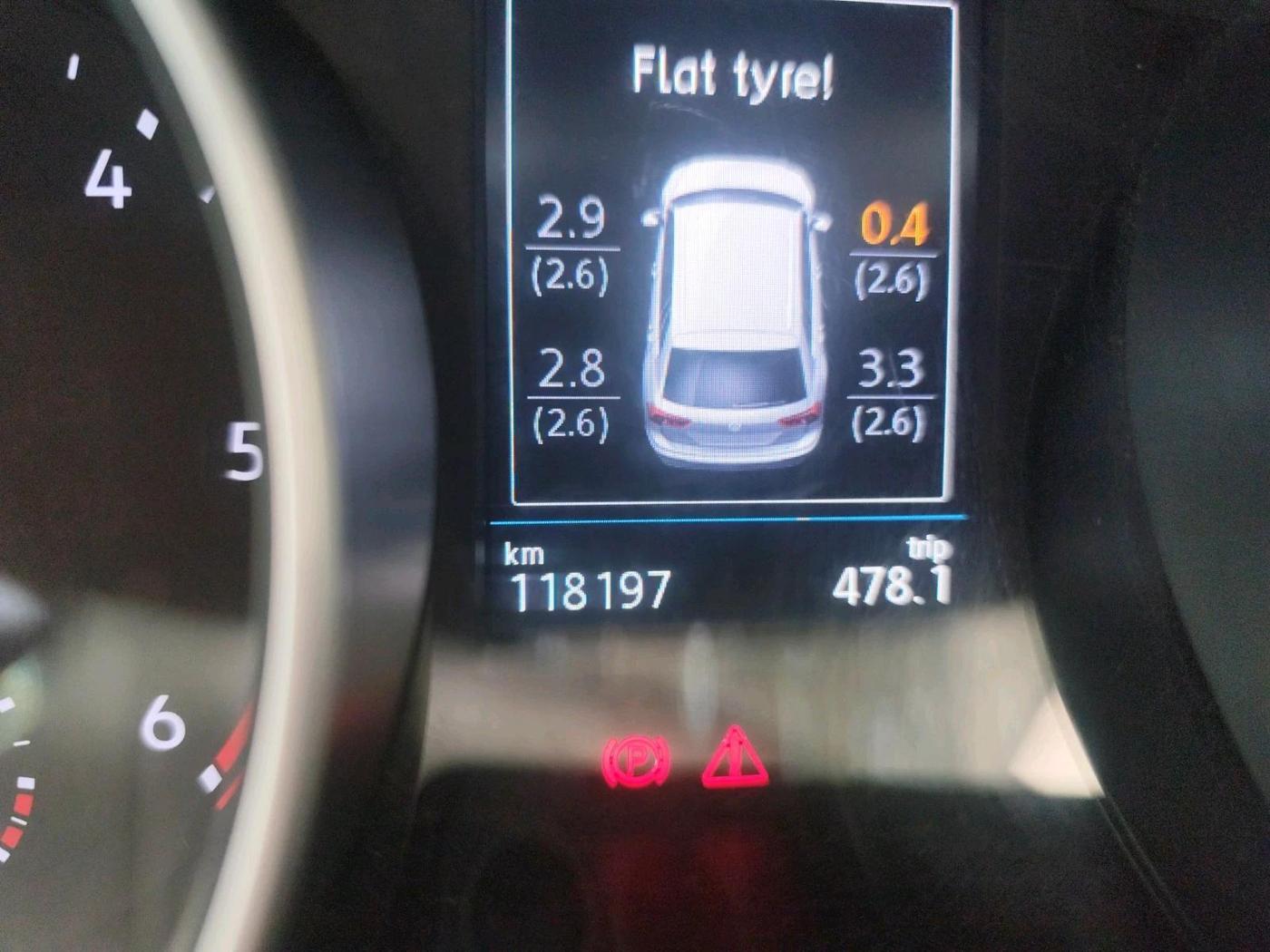 2017 Volkswagen TIGUAN HIGHLINE TDI AT, Diesel, Automatic, 1,18,197 km, interior
