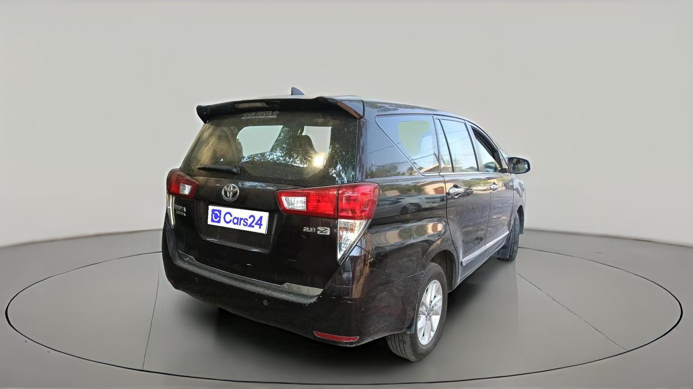 2017 Toyota Innova Crysta 2.8 ZX AT 7 STR, Diesel, Automatic, 94,632 km, exterior