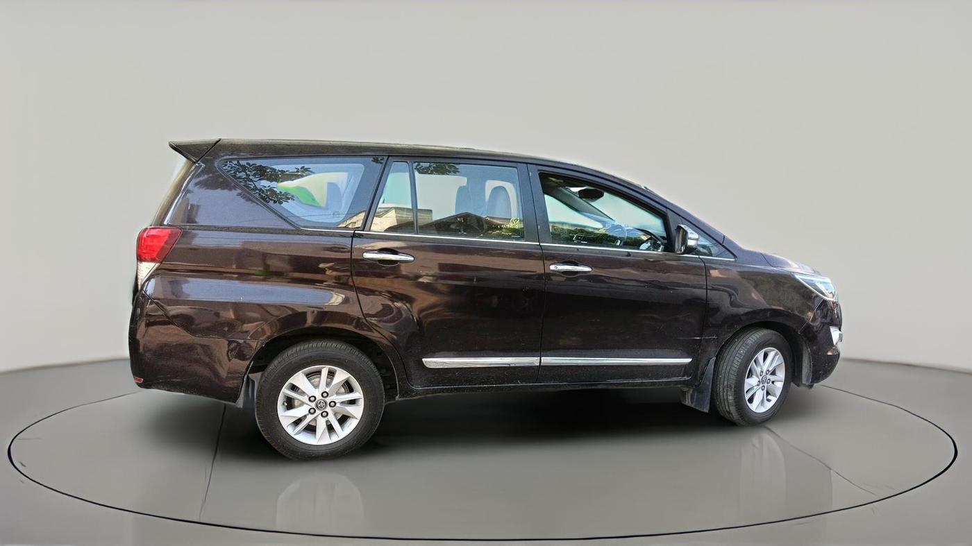 2017 Toyota Innova Crysta 2.8 ZX AT 7 STR, Diesel, Automatic, 94,632 km, exterior