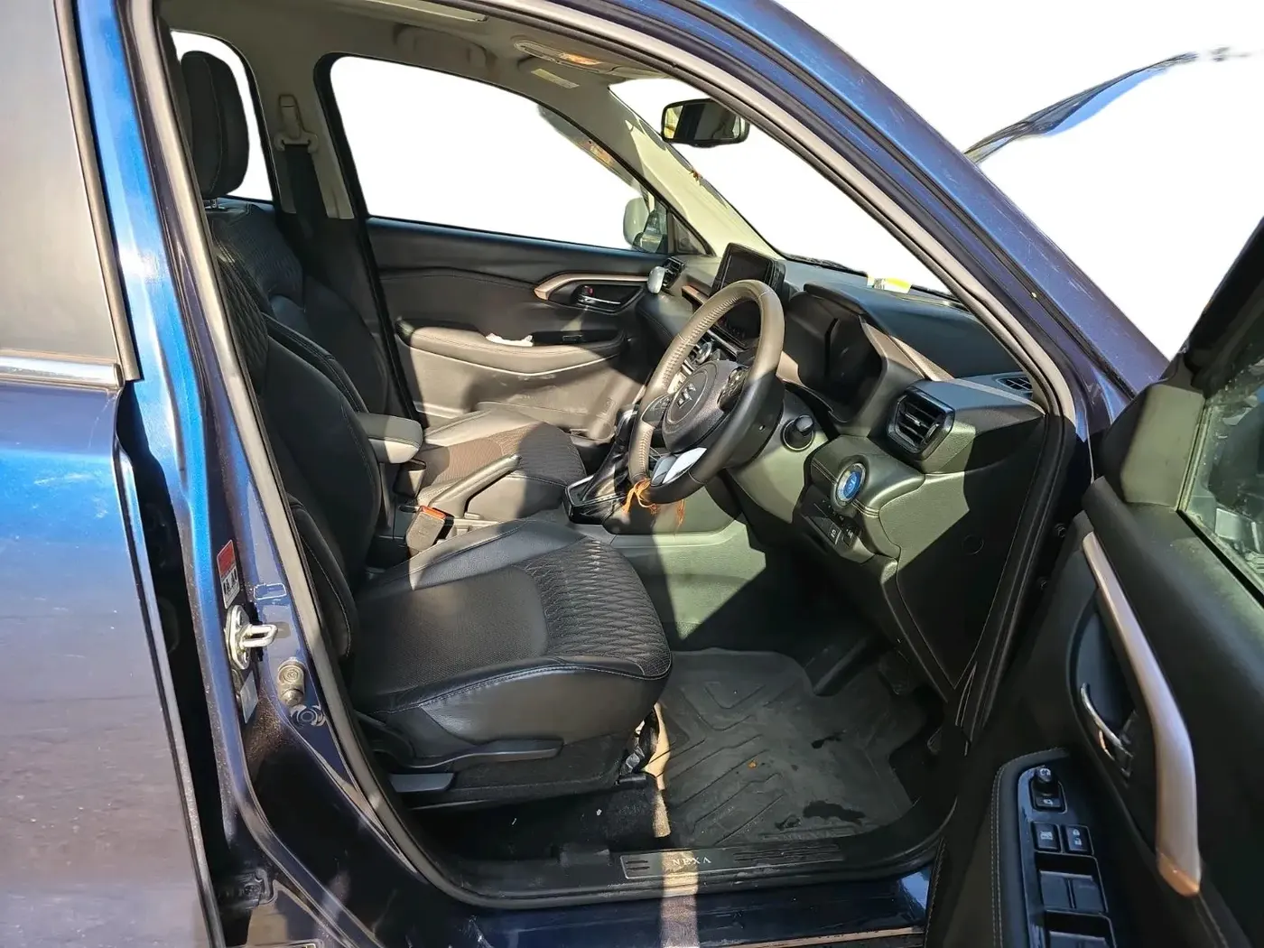 2023 Maruti Grand Vitara ALPHA SMART HYBRID AT, Petrol, Automatic, 16,278 km, interior