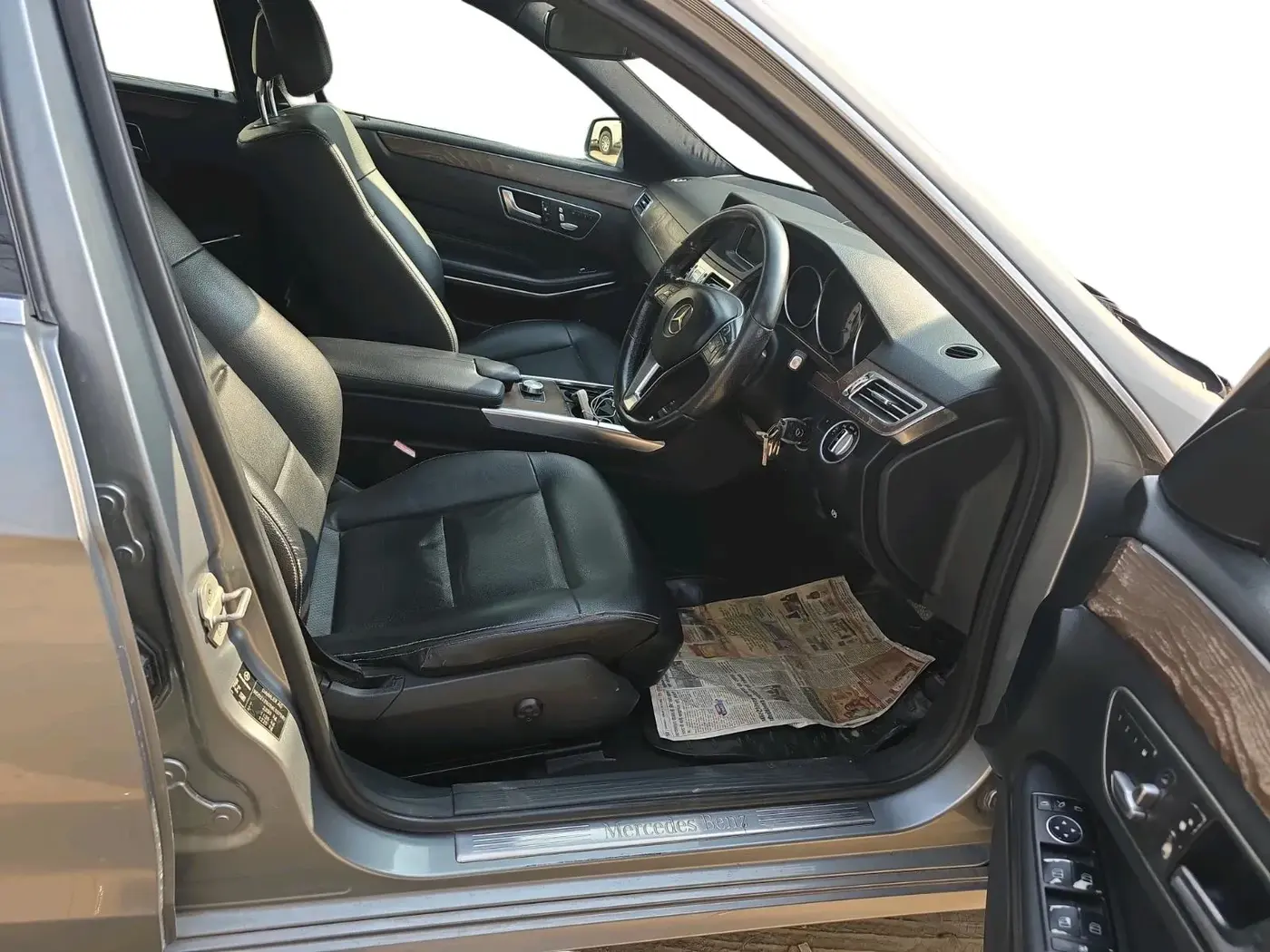 2014 Mercedes Benz E Class E 250 CDI AVANTGARDE, Diesel, Automatic, 1,22,070 km, interior