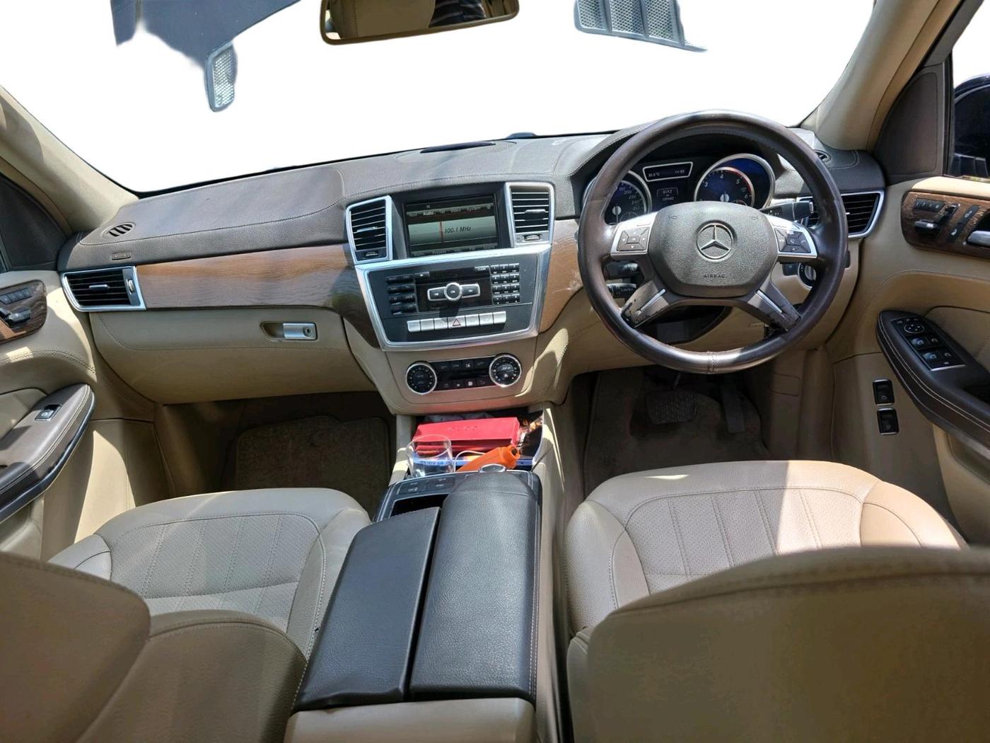2016 Mercedes Benz GL Class 350 CDI 4Matic, Diesel, Automatic, 19,00,000 km, interior