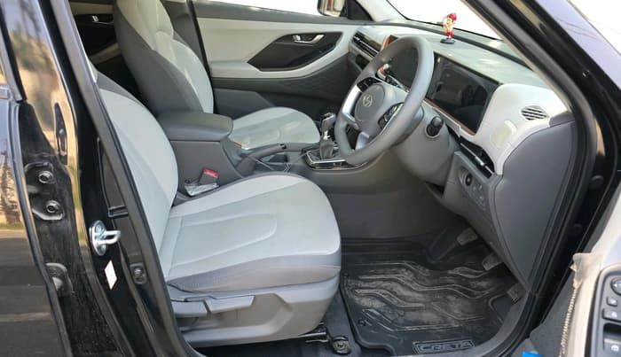 2025 Hyundai Creta S (O) 1.5 DIESEL, Diesel, Manual, 8,581 km, interior