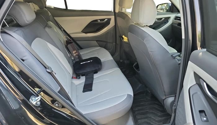 2025 Hyundai Creta S (O) 1.5 DIESEL, Diesel, Manual, 8,581 km, interior