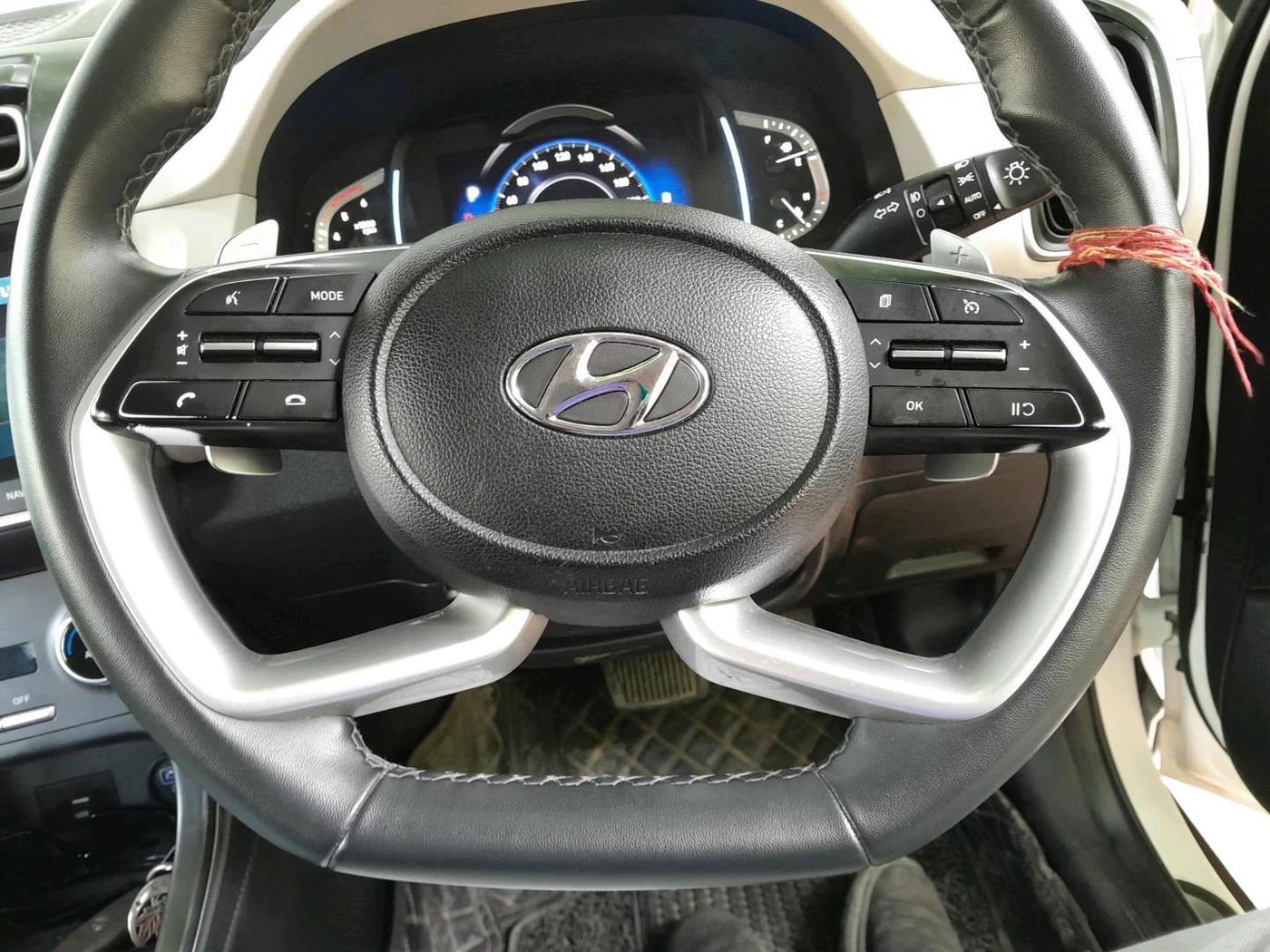 2022 Hyundai Creta SX (O) AT 1.5 DIESEL, Diesel, Automatic, 41,568 km, interior