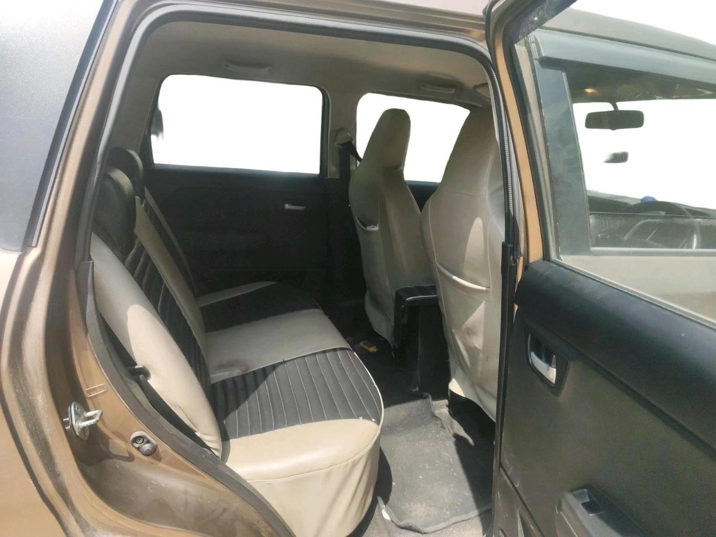 2019 Maruti New Wagon-R ZXI 1.2, Petrol, Manual, 1,24,104 km, interior