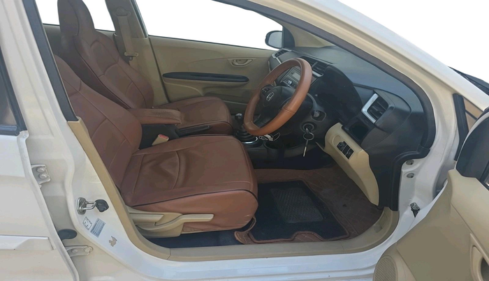 2017 Honda Amaze 1.2L I-VTEC S, CNG, Manual, 93,296 km, interior