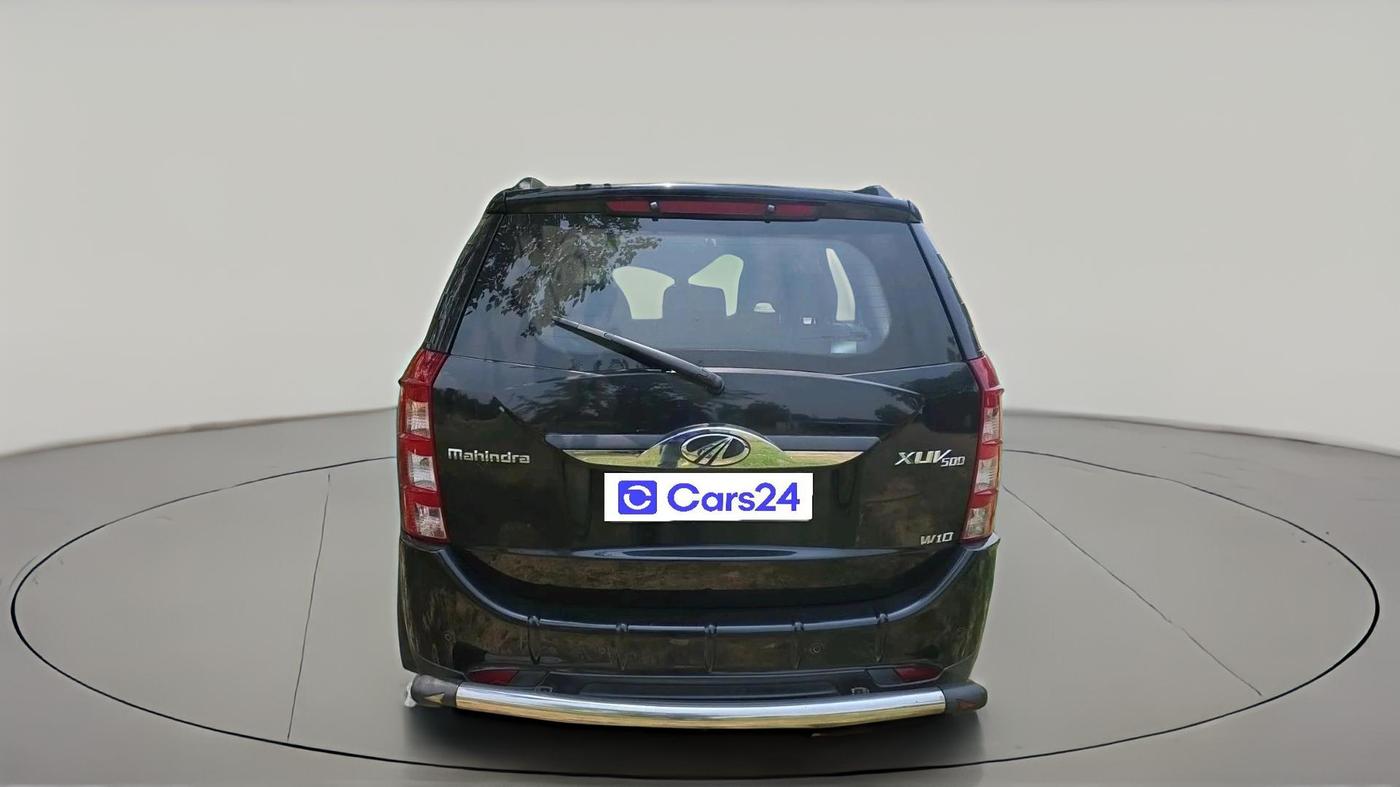 2015 Mahindra XUV500 W10, Diesel, Manual, 1,27,354 km, exterior