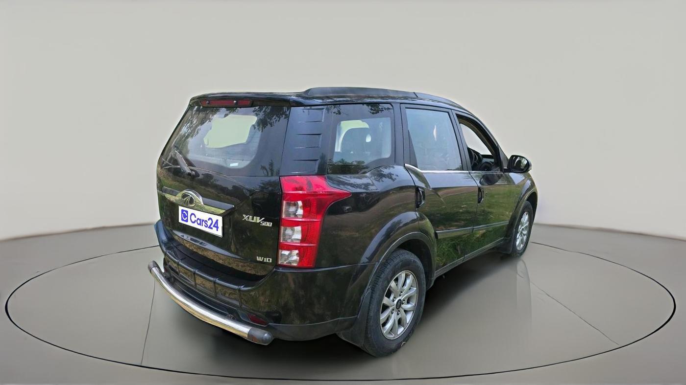 2015 Mahindra XUV500 W10, Diesel, Manual, 1,27,354 km, exterior
