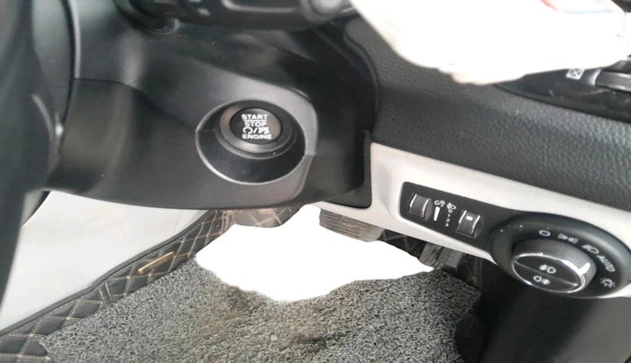 2020 Jeep Compass LIMITED PLUS 2.0 DIESEL 4X4 AT, Diesel, Automatic, 1,19,405 km, interior