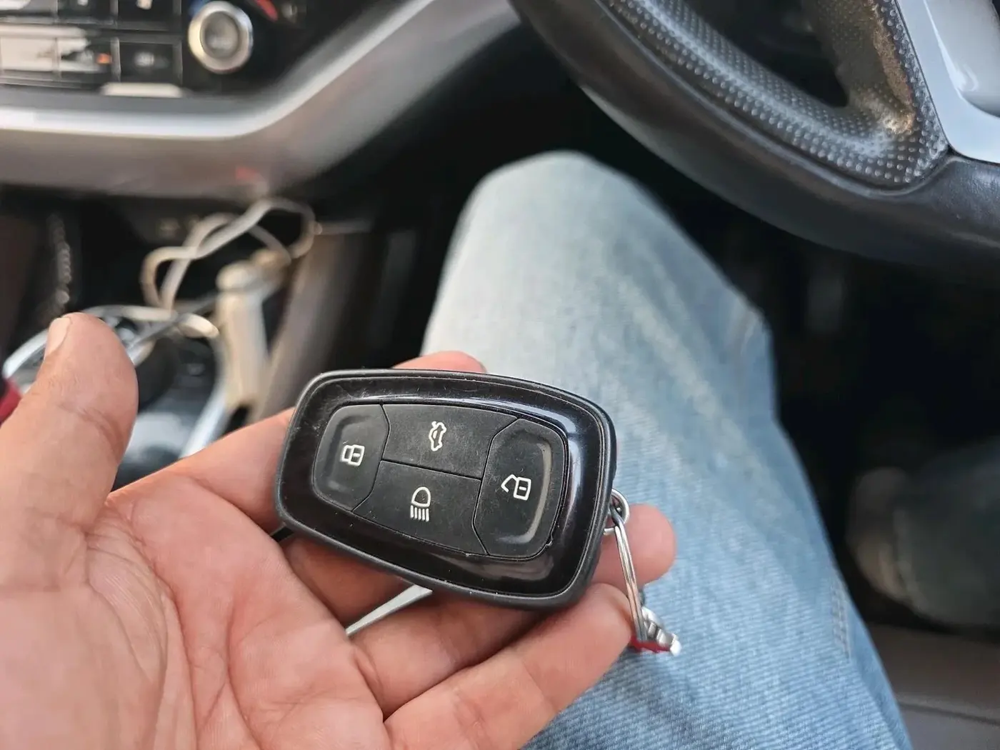 2020 Tata Harrier XZA PLUS 2.0L, Diesel, Automatic, 80,009 km, interior
