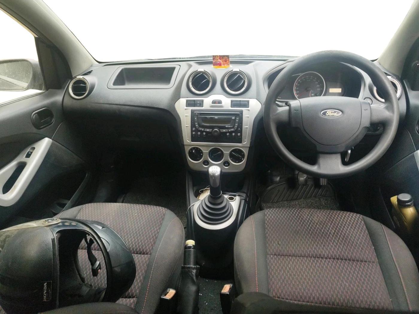 2011 Ford Figo ZXI 1.4 DIESEL, Diesel, Manual, 81,827 km, interior