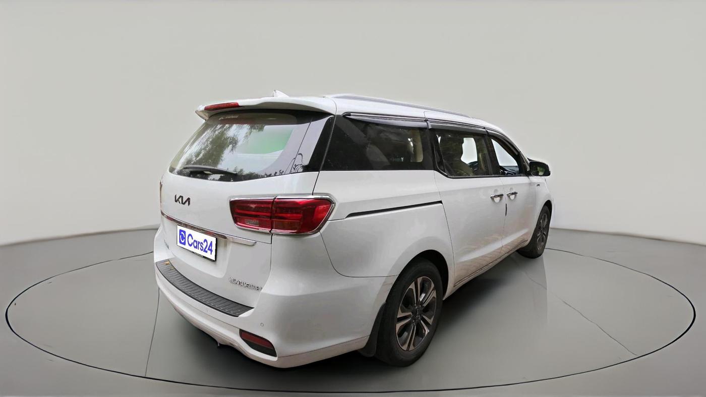 2022 KIA CARNIVAL LIMOUSINE PLUS 2.2 7 STR, Diesel, Automatic, 1,10,051 km, exterior
