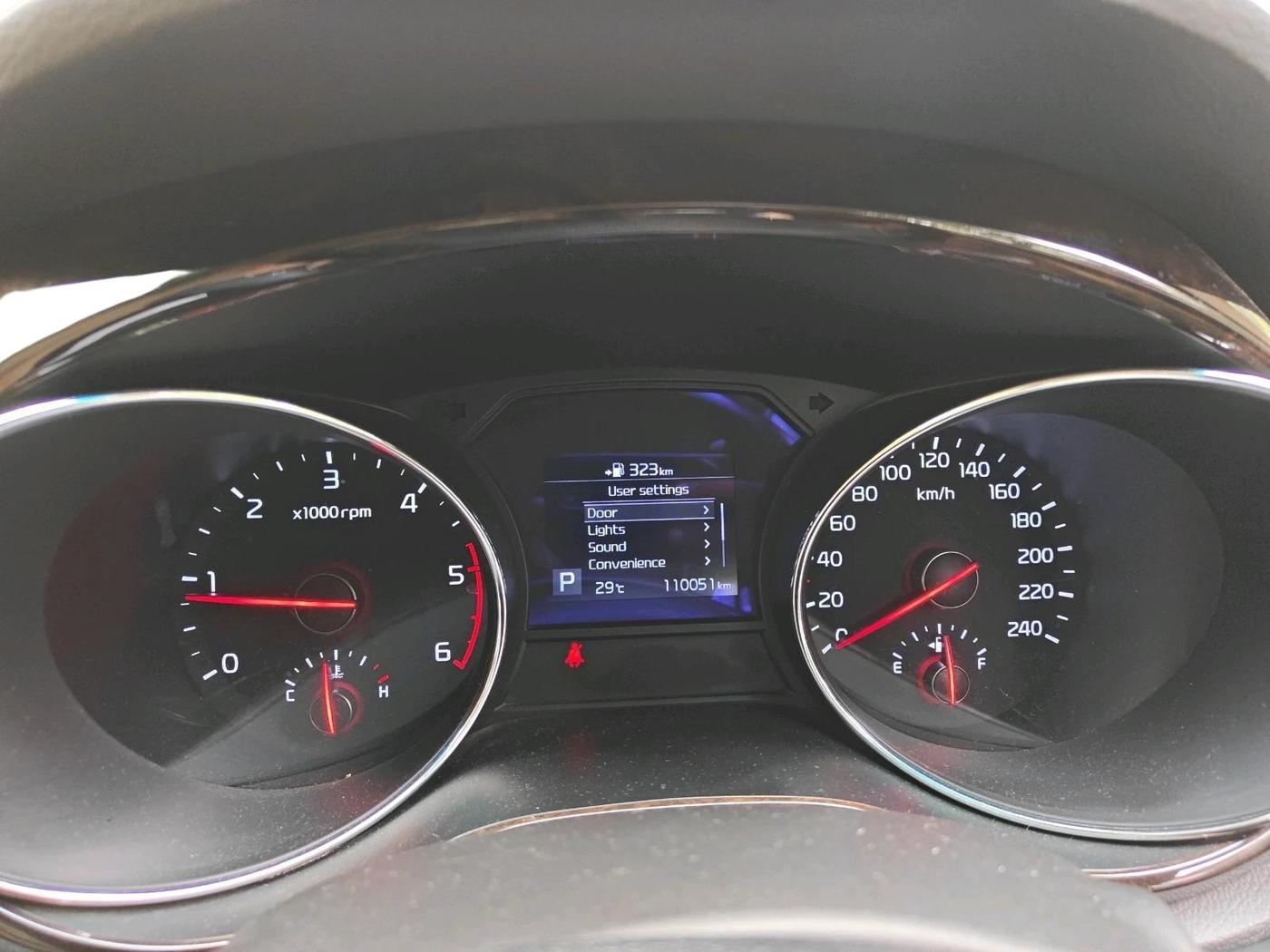 2022 KIA CARNIVAL LIMOUSINE PLUS 2.2 7 STR, Diesel, Automatic, 1,10,051 km, interior