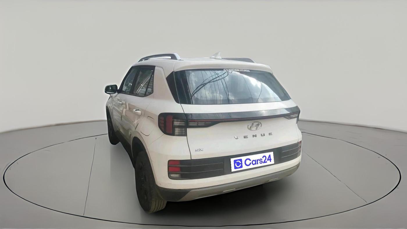 2024 Hyundai VENUE SX 1.2 PETROL, Petrol, Manual, 23,923 km, exterior