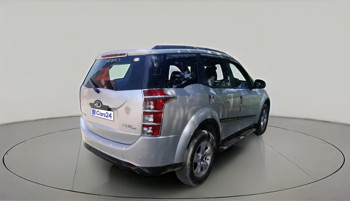 2012 Mahindra XUV500 W8, Diesel, Manual, 1,37,687 km, exterior