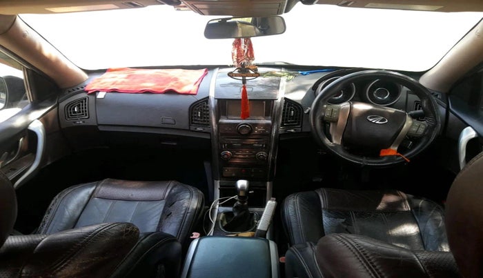 2012 Mahindra XUV500 W8, Diesel, Manual, 1,37,687 km, interior