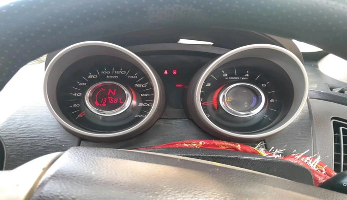 2012 Mahindra XUV500 W8, Diesel, Manual, 1,37,687 km, interior
