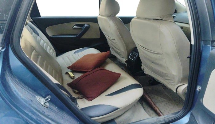 2016 Volkswagen Ameo HIGHLINE1.2L, Petrol, Manual, 73,898 km, interior