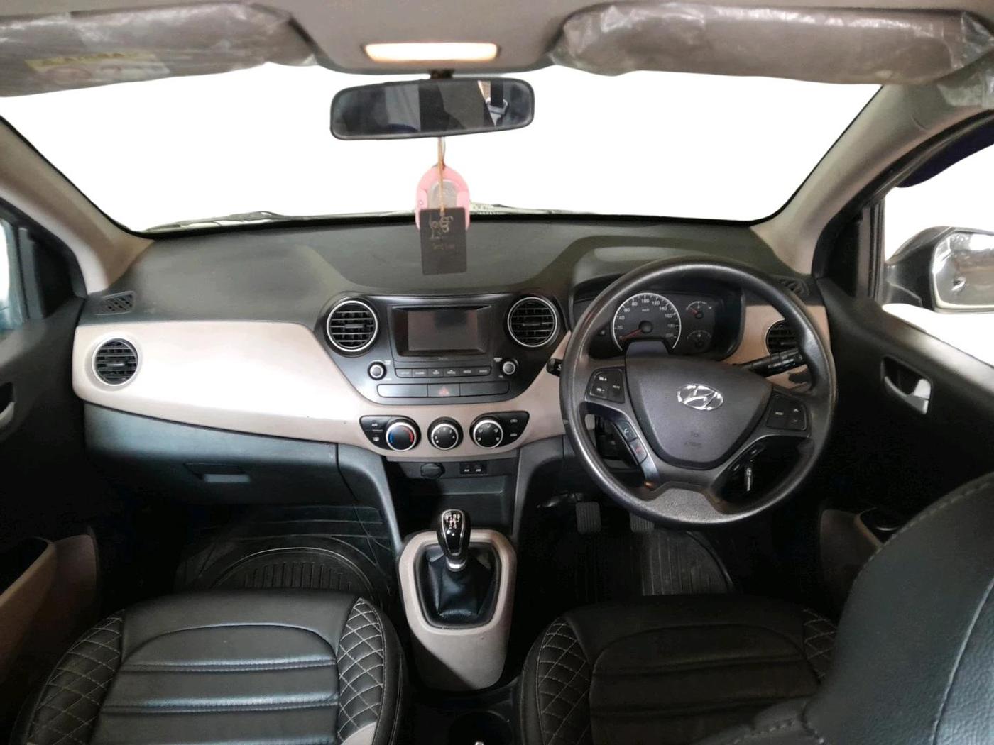 2017 Hyundai Grand i10 SPORTZ U2 1.2 CRDI, Diesel, Manual, 75,838 km, interior