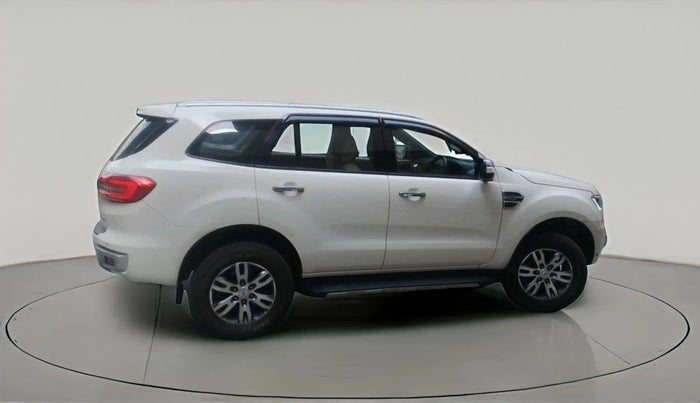 2016 Ford Endeavour TITANIUM 3.2 4X4 AT, Diesel, Automatic, 1,90,035 km, exterior