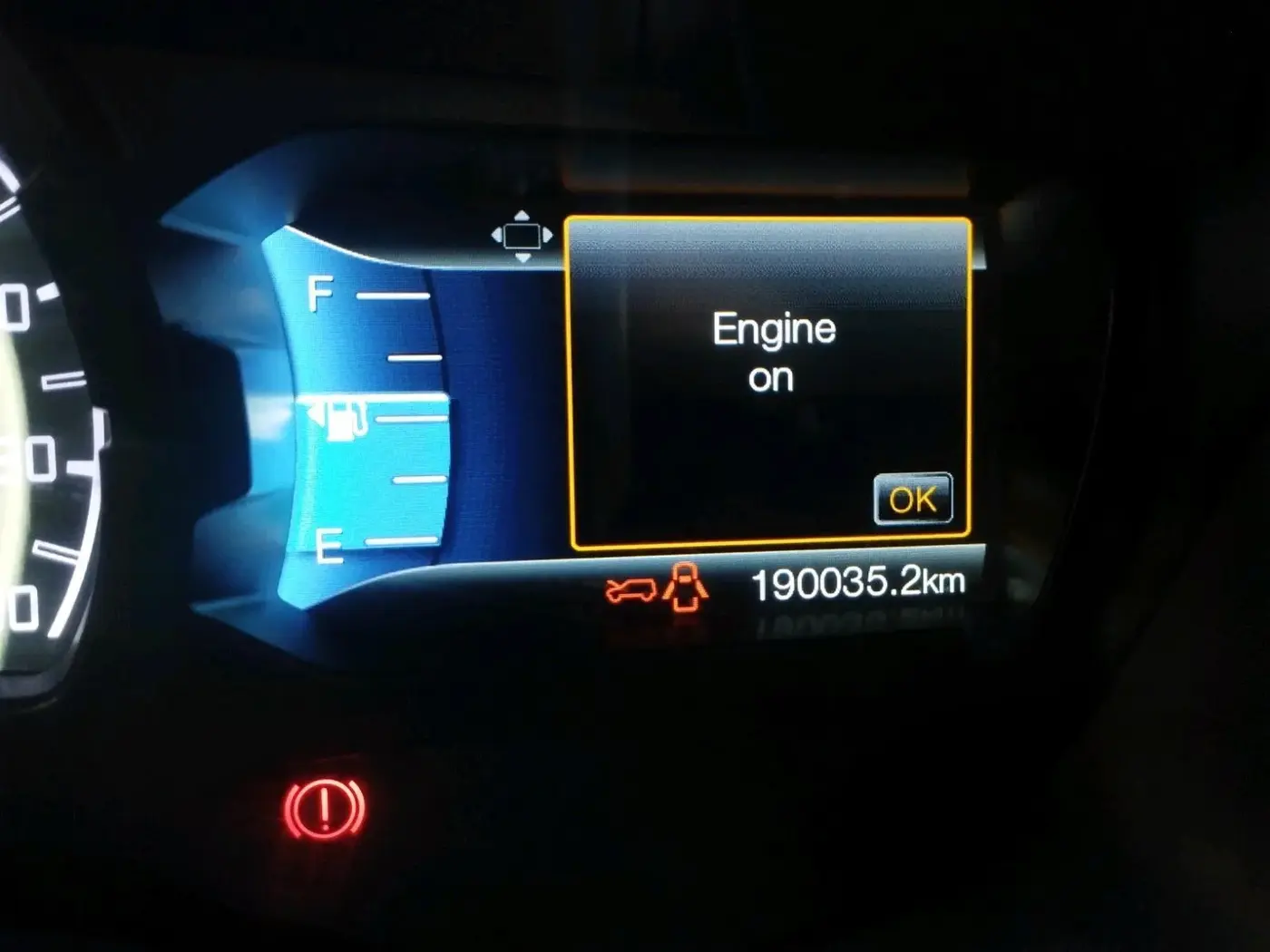 2016 Ford Endeavour TITANIUM 3.2 4X4 AT, Diesel, Automatic, 1,90,035 km, interior