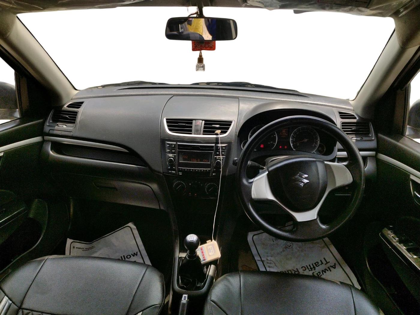 2017 Maruti Swift VDI, Diesel, Manual, 2,17,339 km, interior