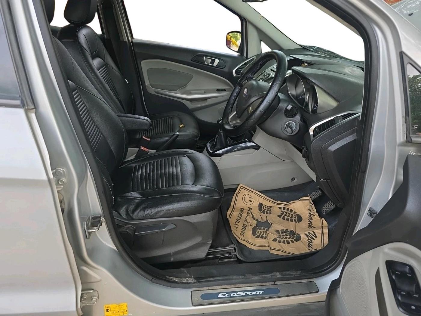 2014 Ford Ecosport TITANIUM 1.5L DIESEL, Diesel, Manual, 1,42,177 km, interior