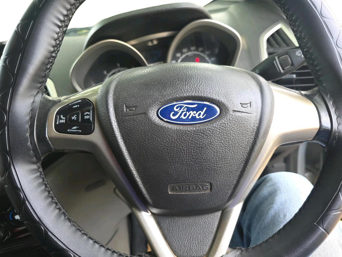 2014 Ford Ecosport TITANIUM 1.5L DIESEL, Diesel, Manual, 1,42,177 km, interior