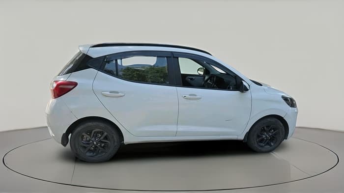 2022 Hyundai GRAND I10 NIOS SPORTZ 1.2 KAPPA VTVT, Petrol, Manual, 39,385 km, exterior