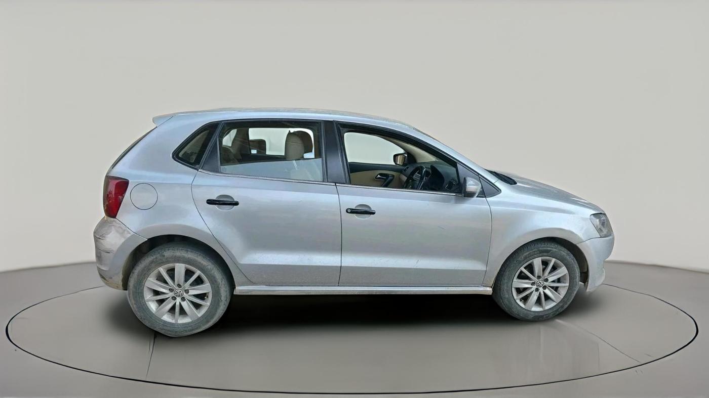 2016 Volkswagen Polo HIGHLINE1.5L, Diesel, Manual, 86,436 km, exterior
