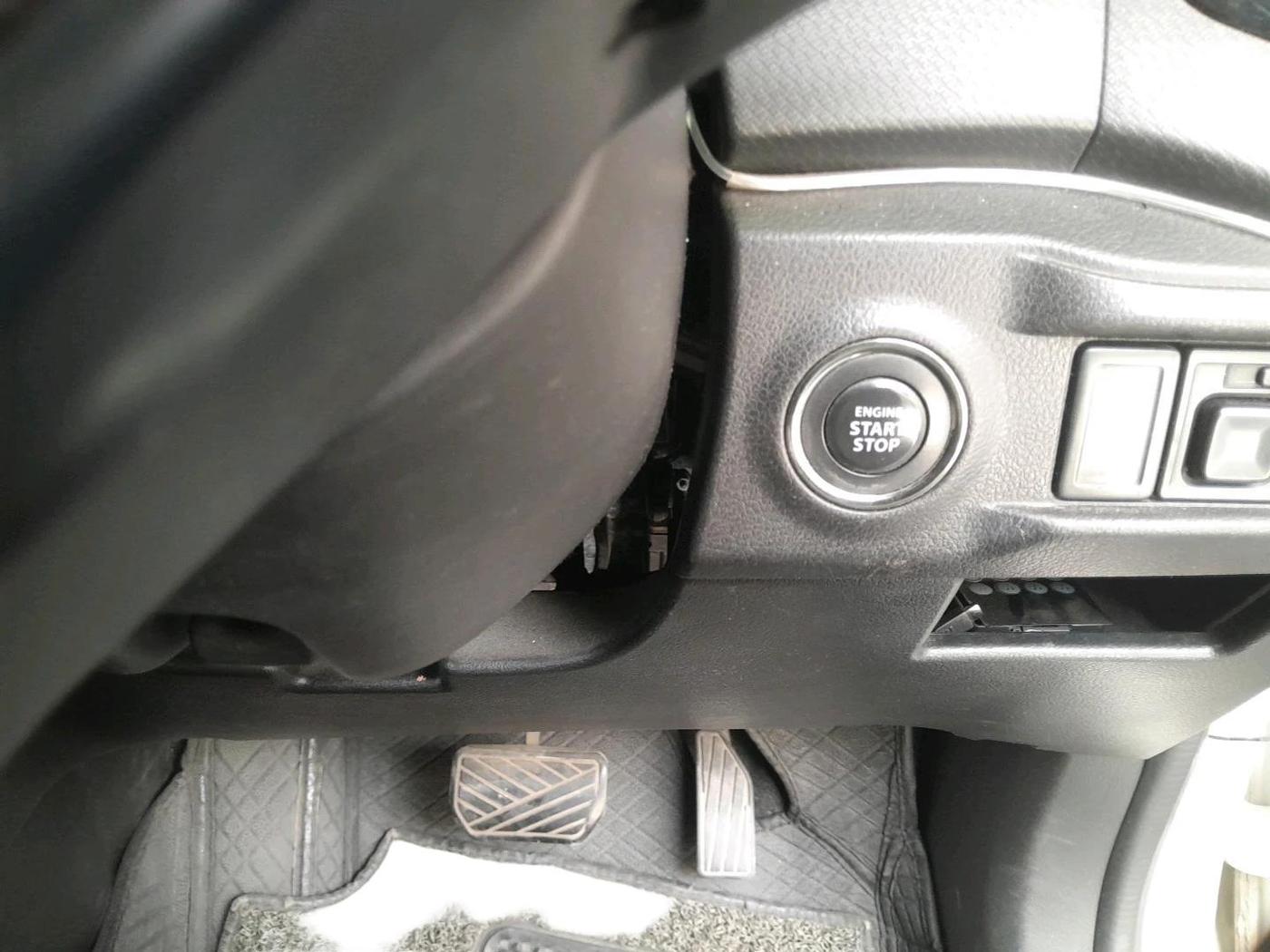 2018 Maruti Vitara Brezza ZDI PLUS AMT, Diesel, Automatic, 99,886 km, interior