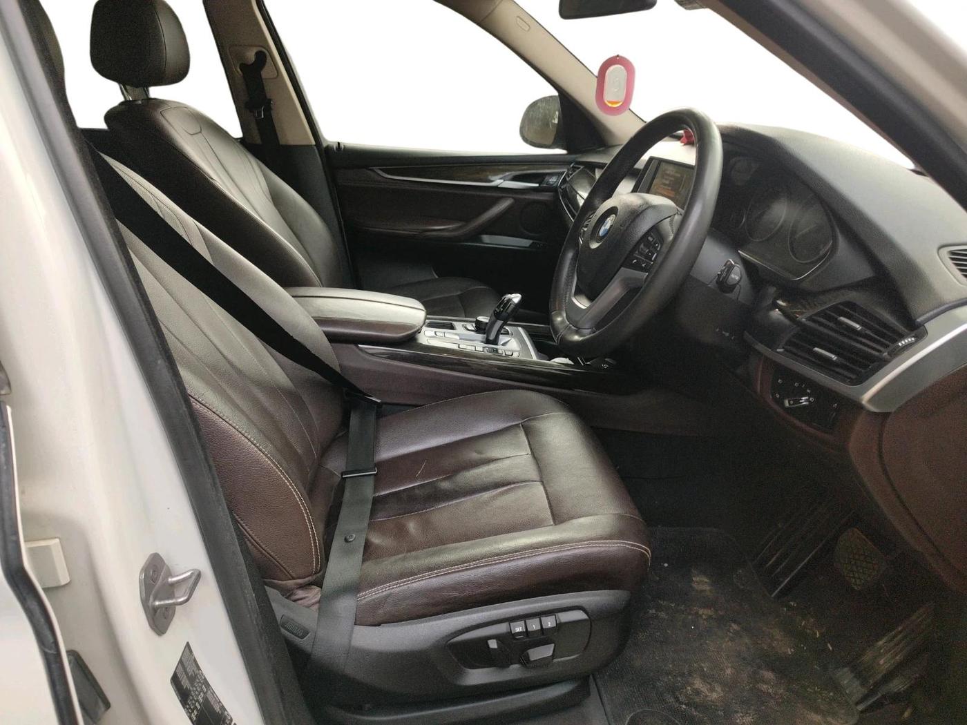 2015 BMW X5 XDRIVE 30 D, Diesel, Automatic, 77,229 km, interior