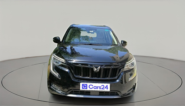 2024 Mahindra XUV700 AX 7 LUXURY P AT 7 STR, Petrol, Automatic, 10,628 km, exterior