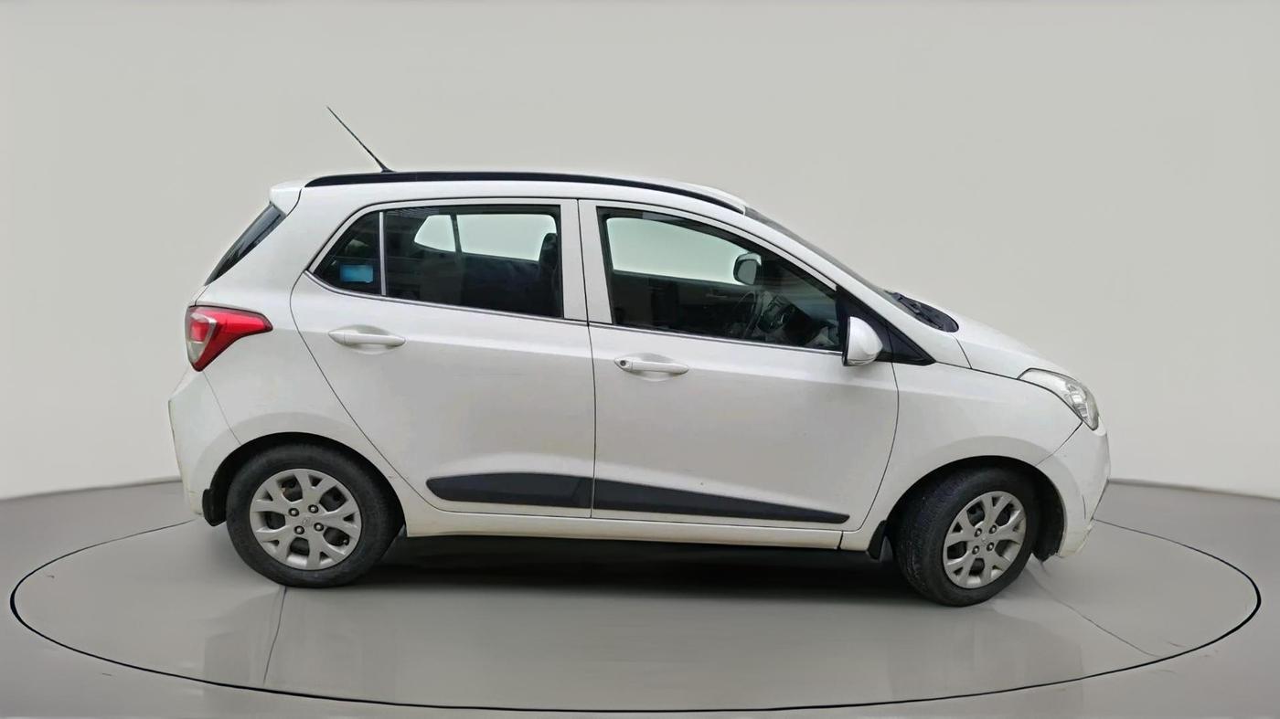 2015 Hyundai Grand i10 SPORTZ 1.2 KAPPA VTVT, Petrol, Manual, 69,657 km, exterior