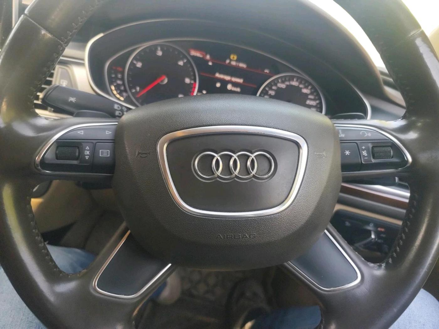 2013 Audi A6 2.0 TDI PREMIUM, Diesel, Automatic, 1,00,767 km, interior