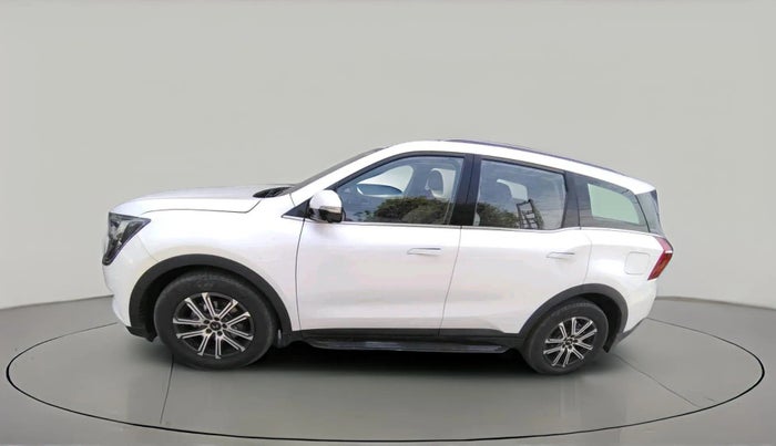 2024 Mahindra XUV700 AX 7 LUXURY D AT 7 STR, Diesel, Automatic, 24,191 km, exterior