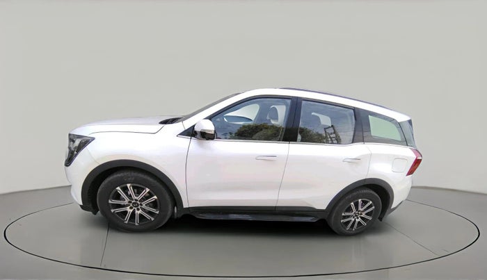 2024 Mahindra XUV700 AX 7 LUXURY D AT 7 STR, Diesel, Automatic, 24,191 km, exterior