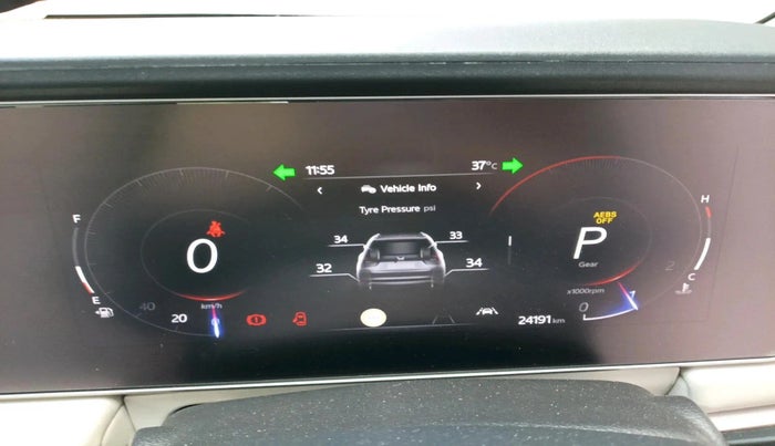 2024 Mahindra XUV700 AX 7 LUXURY D AT 7 STR, Diesel, Automatic, 24,191 km, interior