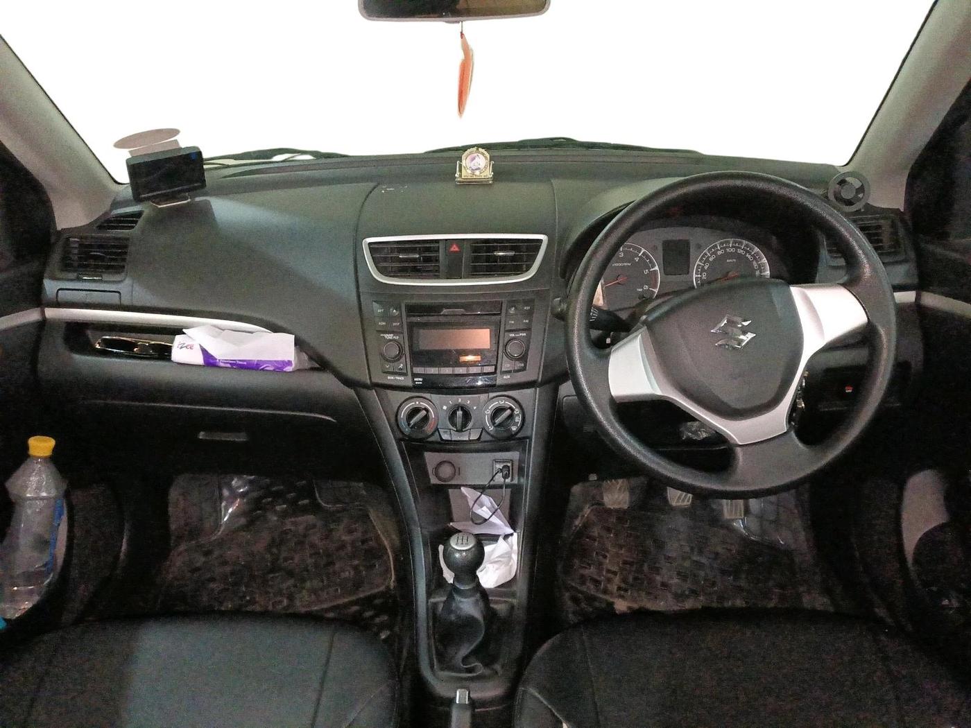 2017 Maruti Swift VDI, Diesel, Manual, 28,839 km, interior