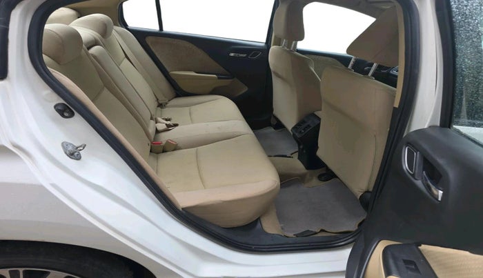 2017 Honda City 1.5L I-DTEC V, Diesel, Manual, 39,172 km, interior