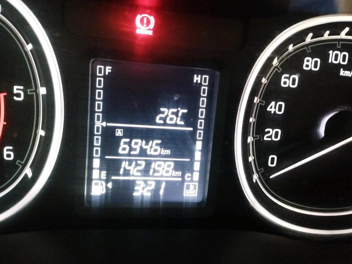 2017 Maruti Vitara Brezza ZDI PLUS DUAL TONE, Diesel, Manual, 1,42,198 km, interior