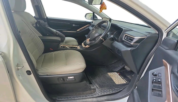 2024 Maruti Invicto ALPHA PLUS 7 STRONG HYBRID , Hybrid, Automatic, 46,547 km, interior