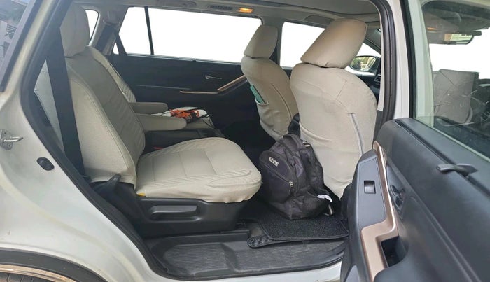 2024 Maruti Invicto ALPHA PLUS 7 STRONG HYBRID , Hybrid, Automatic, 46,547 km, interior