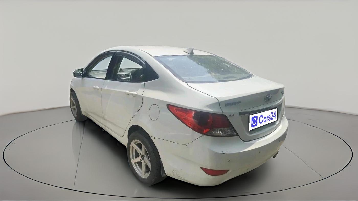 2012 Hyundai Verna FLUIDIC 1.6 CRDI SX, Diesel, Manual, 1,02,359 km, exterior