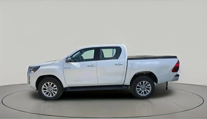 2023 Toyota HILUX HIGH 4X4 AT, Diesel, Automatic, 26,078 km, exterior