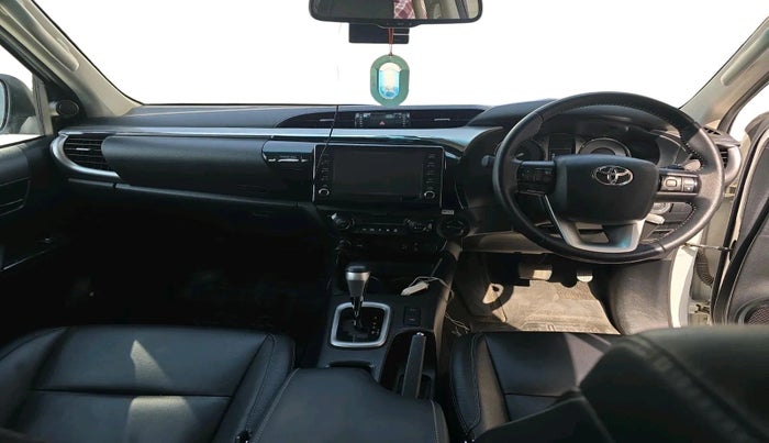 2023 Toyota HILUX HIGH 4X4 AT, Diesel, Automatic, 26,078 km, interior