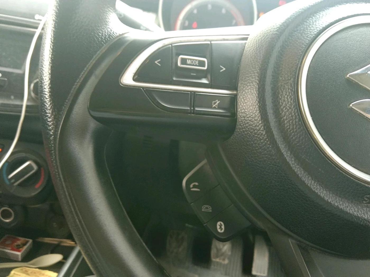2019 Maruti Swift VXI, Petrol, Manual, 38,901 km, interior