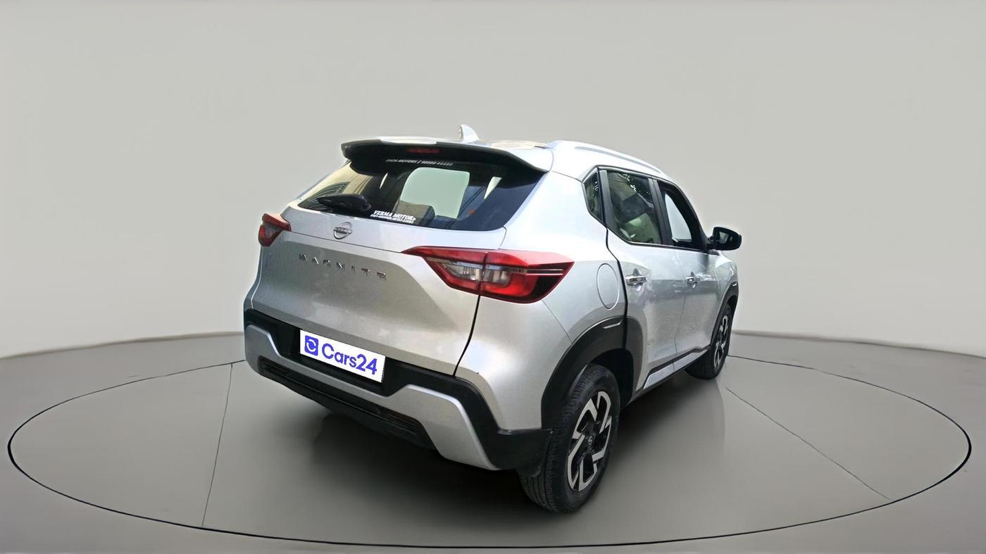 2023 Nissan MAGNITE XV MT, Petrol, Manual, 12,050 km, exterior